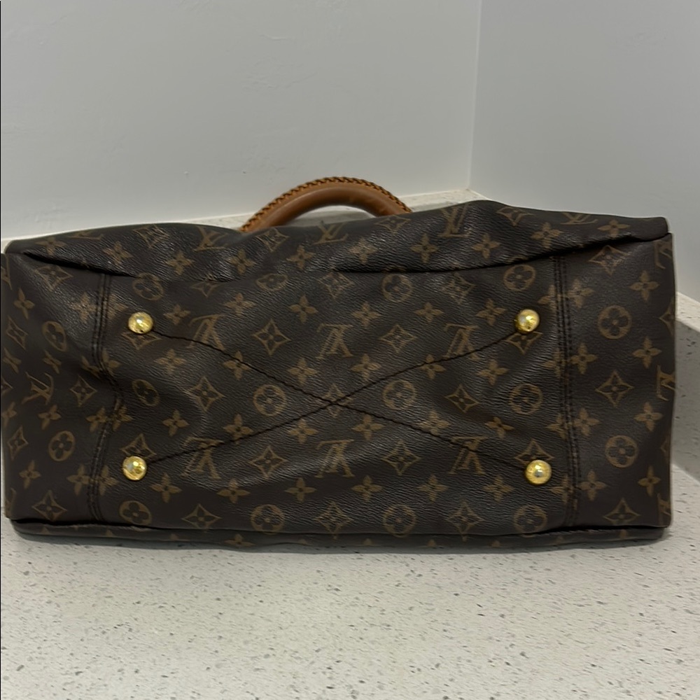 Louis Vuitton Monogram Brown Handbag - Picture 2 of 10